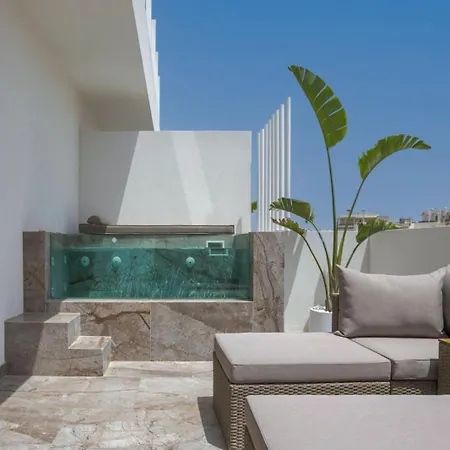 Ethereal White & - Adults Only Hotel Heraklion (Crete)